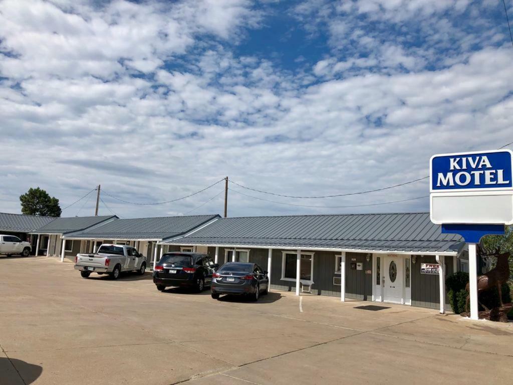 Kiva Motel Шоу Лоу Екстериор снимка