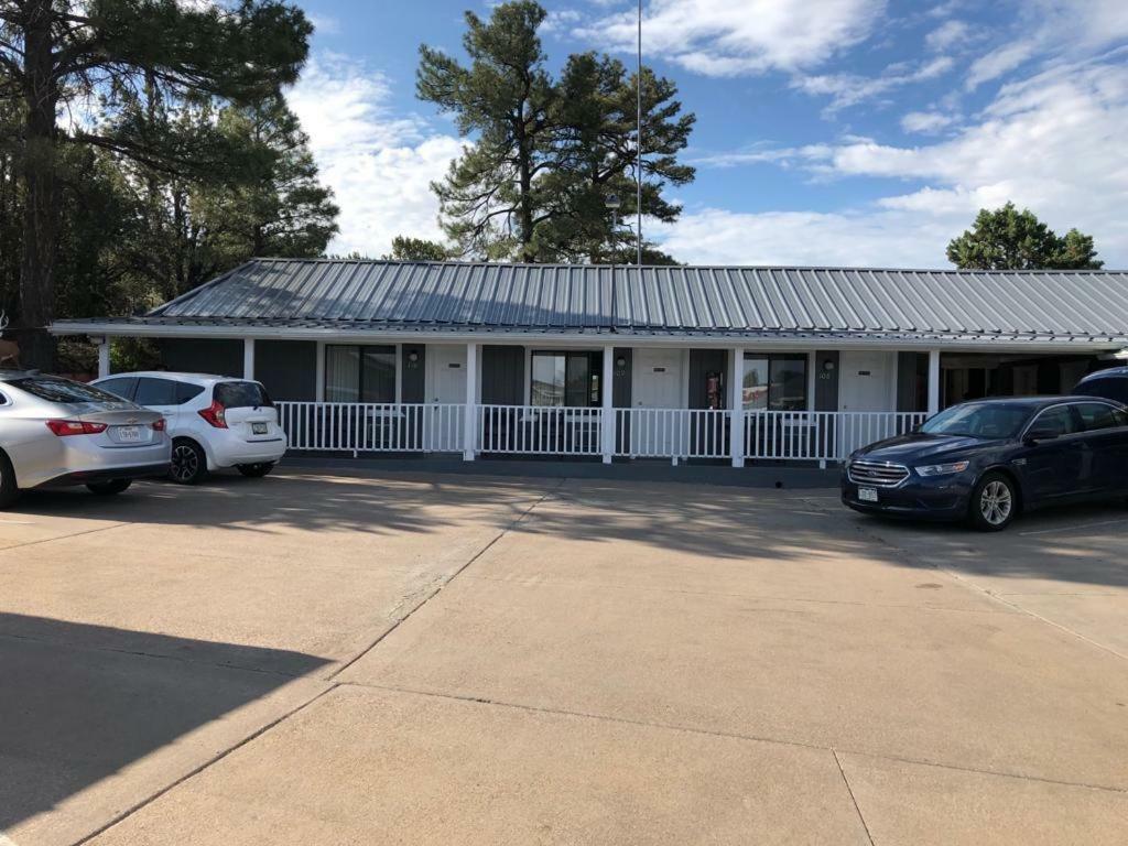Kiva Motel Шоу Лоу Екстериор снимка